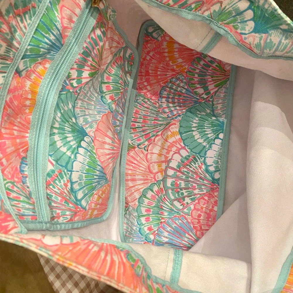 Lilly Pulitzer Multicolor Shell-Print Tote in Pink, Green, Blue